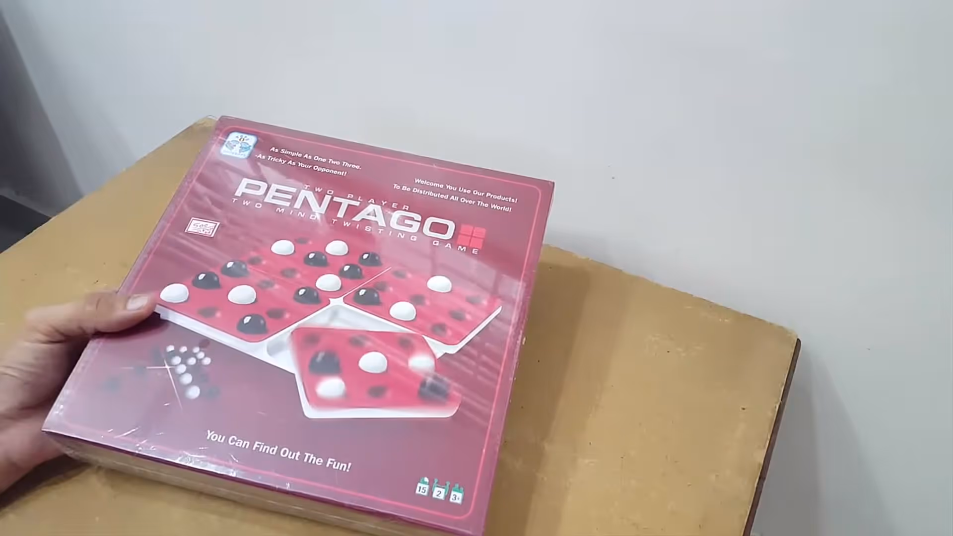 Pentago two-player strategy game box