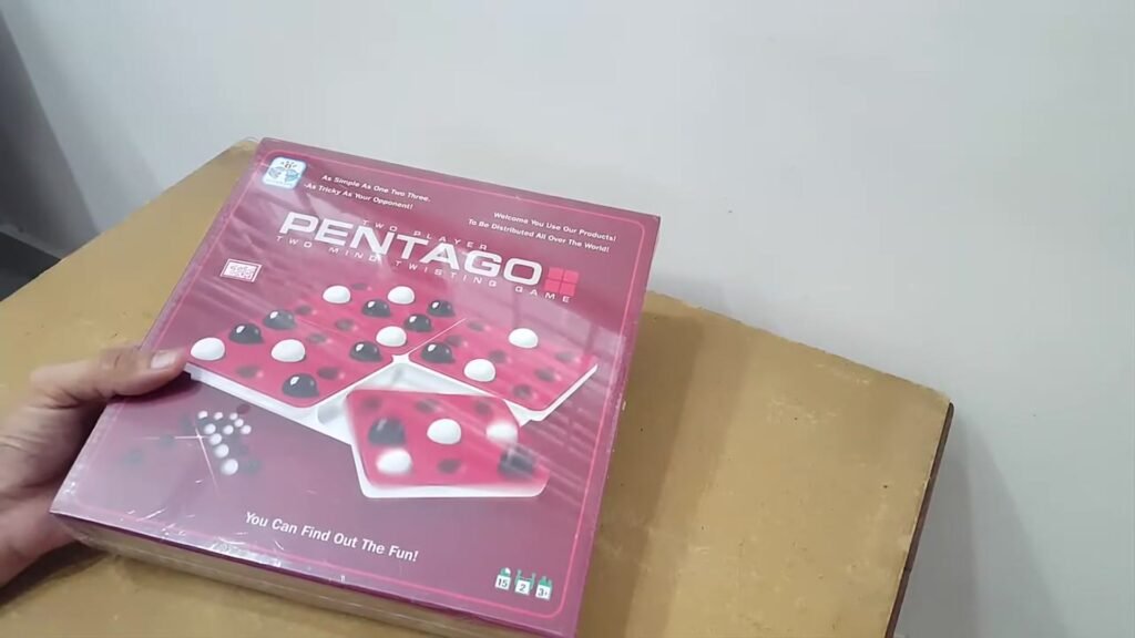 Pentago two-player strategy game box.